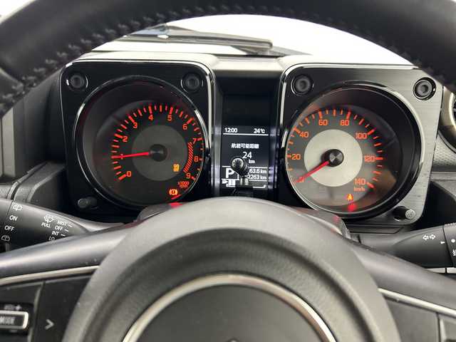 スズキ ジムニー XC 三重県 2020(令2)年 3.3万km シフォンアイボリーM /禁煙車//社外ナビ//AM/FM/CD/DVD/Bluetooth/フルセグ/USB/iPod/SD//レーダークルーズコントロール//衝突軽減ブレーキ//レーンキープ//プッシュスタート//スマートキー//オートライト//前席シートヒーター//純正16インチAW