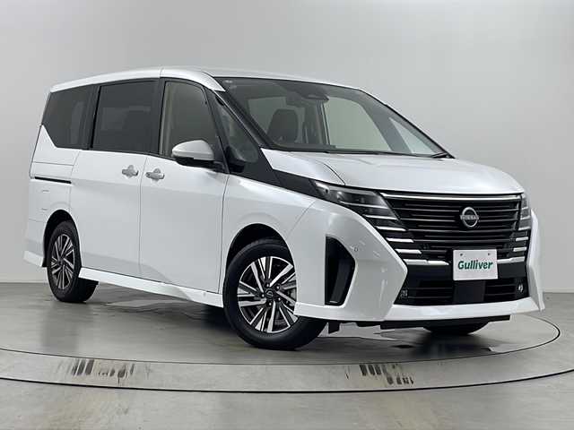 日産 セレナ e－パワー ハイウェイスター V 埼玉県 2025(令7)年 0.1千km プリズムホワイト 登録済未使用車　/フリップダウンモニター　/全方位カメラ　/純正ナビ　/ＢＳＭ　/ビルトインＥＴＣ２．０　/デジタルインナーミラー　/ドライブレコーダー/プロパイロット　/ブレードホールド　/電子パーキング/エマージェンシーブレーキ/レーンキープアシスト/両側パワースライドドア　/オートマティックハイビーム/ドライバーモニター/ロールサンシェード/フロントフォグランプ