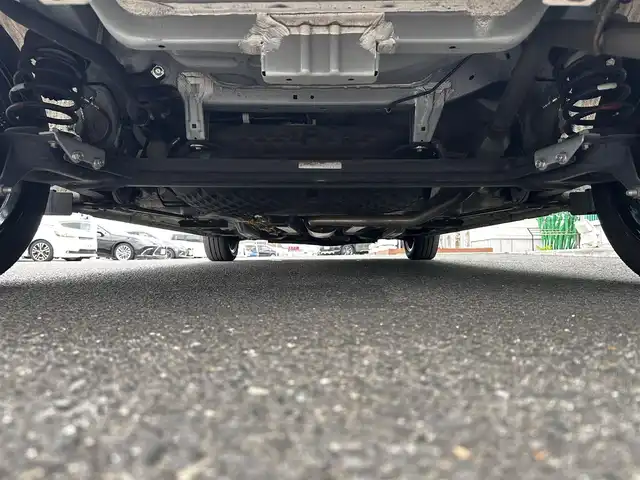 トヨタ ルーミー カスタムG－T 宮城県 2022(令4)年 3.7万km パールホワイトⅢ パノラミックビュー対応ナビレディパッケージ/・ステアリングスイッチ/・パノラミックビューモニター/コンフォートパッケージ/・シートヒーター/・シートバックテーブル/＝＝＝/スマートアシスト/・衝突警報機能/・衝突回避支援ブレーキ機能/・ブレーキ制御付誤発進抑制機能/・先行車発進お知らせ機能/・アダプティブドライビングビーム/・アダプティブクルーズコントロール/・ふらつき警報/・サイドビューランプ/・コーナーセンサー/・路側逸脱警報/・標識認識機能/純正9インチナビ（NSZT-Y68T）/・CD/DVD/・Bluetooth/フルセグTV/ビルトインETC2.0/ドライブレコーダー/両側電動スライドドア/革巻きステアリング/電動パーキングブレーキ/ブレーキホールド/LEDヘッドランプ/フォグランプ/オートライ/スマートキー＆プッシュスタート/電動格納ミラー/純正15インチAW/純正フロアマット/純正ドアバイザー/Wエアバッグ