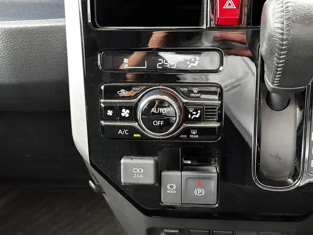 トヨタ ルーミー カスタムG－T 宮城県 2022(令4)年 3.7万km パールホワイトⅢ パノラミックビュー対応ナビレディパッケージ/・ステアリングスイッチ/・パノラミックビューモニター/コンフォートパッケージ/・シートヒーター/・シートバックテーブル/＝＝＝/スマートアシスト/・衝突警報機能/・衝突回避支援ブレーキ機能/・ブレーキ制御付誤発進抑制機能/・先行車発進お知らせ機能/・アダプティブドライビングビーム/・アダプティブクルーズコントロール/・ふらつき警報/・サイドビューランプ/・コーナーセンサー/・路側逸脱警報/・標識認識機能/純正9インチナビ（NSZT-Y68T）/・CD/DVD/・Bluetooth/フルセグTV/ビルトインETC2.0/ドライブレコーダー/両側電動スライドドア/革巻きステアリング/電動パーキングブレーキ/ブレーキホールド/LEDヘッドランプ/フォグランプ/オートライ/スマートキー＆プッシュスタート/電動格納ミラー/純正15インチAW/純正フロアマット/純正ドアバイザー/Wエアバッグ