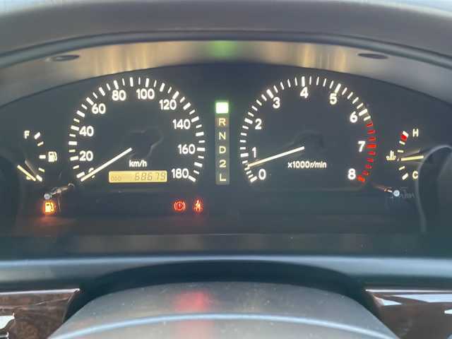 トヨタ マークⅡ グランデ Four レガリア 道東・釧路十勝 2000(平12)年 6.9万km ホワイトパールマイカ グレード：グランデＦＯＵＲレガリアＧエディション/4WD/純正オーディオ　/(AM/FM/ＣＤ再生)　/前後ドライブレコーダー/運転席パワーシート　/リモコンキー　/純正ＨＩＤヘッドライト　/純正１５インチアルミホイール　/純正フロアマット/スタッドレスタイヤ積み込み/・195/65/R15/・溝3ミリ