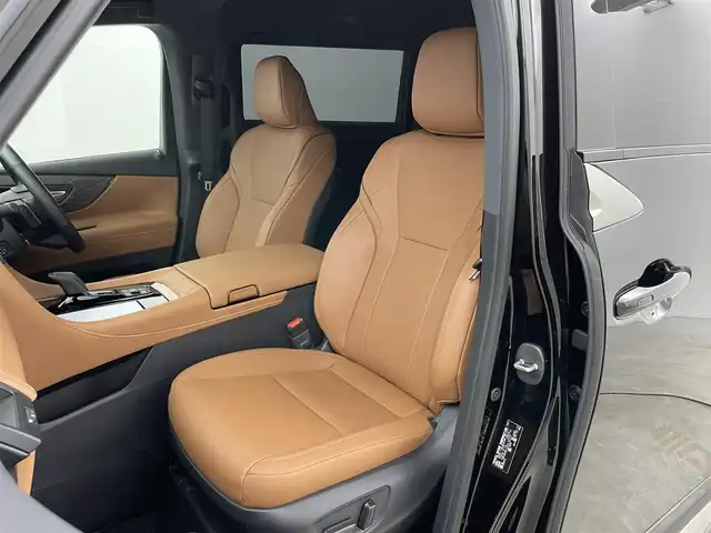 トヨタ ヴェルファイア Z プレミア 岡山県 2025(令7)年 0.4万km ブラック モデリスタエアロ/純正13インチフリップダウンモニター/寒冷地仕様/・リアLEDフォグランプ/・ウインドシールドデアイサー/・エンブレムヒーター/スペアタイヤ/HDMI入力端子（センターコンソールBOX内）/サンセットブラウンプレミアムナッパ本革/左右独立ムーンルーフ /純正14インチディスプレイオーディオ/コネクティッドナビ対応/HDMI/地デジ/USB//Bluetooth/AppleCarPlay/Androidauto/ETC2.0/パノラミックビューモニター/アクセサリーコンセントAC100V/トヨタセーフティセンス /・プリクラッシュセーフティ/・緊急時操蛇支援/・レーントレーシングアシスト/・レーダークルーズコントロール/・アダプティブハイビーム/ブラインドスポットモニター/前後方ドライブレコーダー（ディスプレイ内蔵）/トヨタチームメイト/・アドバンストパーク/・アドバンストドライブ/カラーヘッドアップディスプレイ/三眼LEDヘッドランプ/デジタルインナーミラー/パワーバックドア/エグゼクティブパワーシート /快適温熱シート/ベンチレーション/両側パワースライドドア