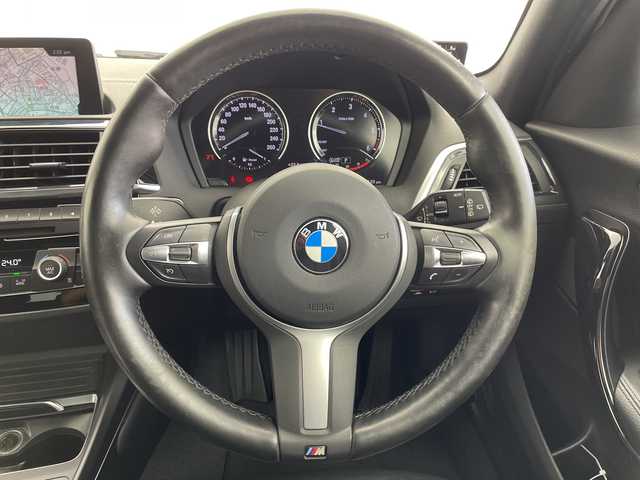 ＢＭＷ １１８ｄ Mスポーツ 愛知県 2018(平30)年 14万km パール 純正ナビ/・CD/DVD/・Bluetooth/車線逸脱/レーダークルーズコントロール/ＥＴＣ