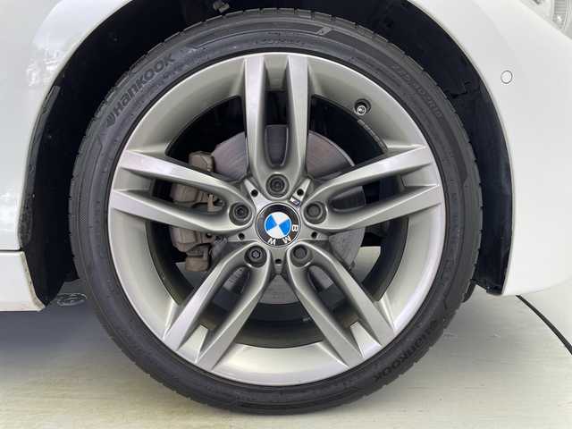 ＢＭＷ １１８ｄ Mスポーツ 愛知県 2018(平30)年 14万km パール 純正ナビ/・CD/DVD/・Bluetooth/車線逸脱/レーダークルーズコントロール/ＥＴＣ
