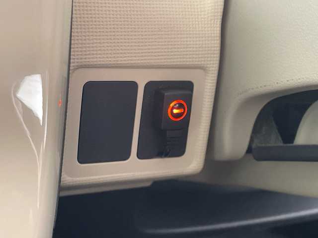 ダイハツ ムーヴ キャンバス G メイクアップ リミテッド　SAⅢ 愛知県 2019(平31)年 4.7万km パールホワイトⅢ/ライトローズマイカメタリックⅡ 2トーン ワンオーナー/禁煙車/ストラーダメモリナビ・フルセグＴＶ/CD/DVD/Ｂｌｕｅｔｏｏｔｈ再生/パノラミックビューモニター/両側パワースライドドア/ステアリングリモコン/純正LEDヘッドライト/ドライブレコーダー