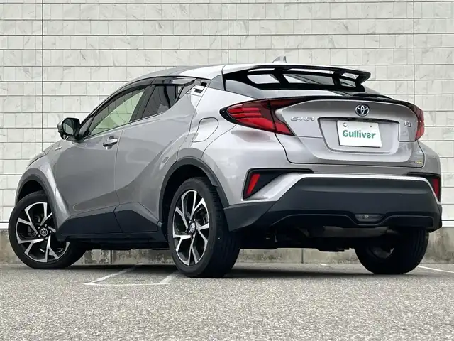 トヨタ Ｃ－ＨＲ G 新潟県 2019(令1)年 4.5万km メタルストリームM 衝突軽減/トヨタ純正8型ディスプレーオーディオナビ/(AM/FM/BT)/バックカメラ/ETC/追従クルーズコントロール/BSM/コーナーセンサー/レザーシート/シートヒーター/革巻きステアリング/ステアリングスイッチ/AUTOハイビーム/AUTOライト/LEDヘッドライト/フォグランプ/横滑り防止/プッシュスタート/スマートキー