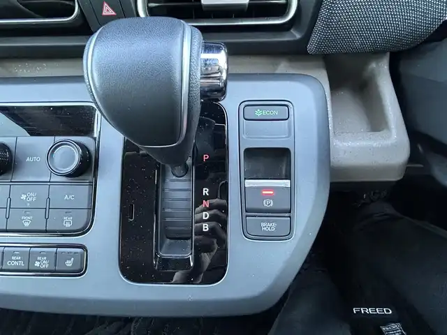 ホンダ フリード ハイブリット e:HEV AIR EX 群馬県 2024(令6)年 3万km トワイライトミストブラックパール 純正11.4インチナビ/  (CD/DVD/MSV/SD/USB/BT)/フルセグTV/全方位カメラ/両側パワースライド/ホンダセンシング/　・衝突軽減ブレーキ/　・後方誤発信制御/　・歩行者事故低減ステアリング/　・車線維持支援システム/　・渋滞追従付きアクティブクルコン/　・誤発進制御/　・オートハイビーム/　・ブラインドスポットインフォメーション/　・パーキングセンサー/　・レーンキープアシスト/ETC/オートホールド/シートヒーター/ハーフレザー/リアクーラー/無限エアロ/無限アルミ/リアツインモニター(アルパイン)/フルLEDヘッドライト/純正フロアマット/純正ドアバイザー