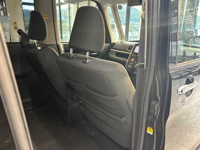 ダイハツ タント カスタム RS 高知県 2014(平26)年 7.5万km ブラックマイカメタリック (株)IDOMが運営する【じしゃロン高知店】の自社ローン専用車両になります。こちらは現金またはオートローンご利用時の価格です。自社ローンご希望の方は別途その旨お申付け下さい