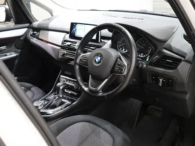 ＢＭＷ ２１８ｉ