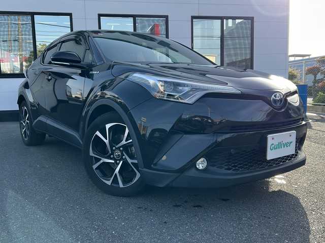 トヨタ Ｃ－ＨＲ G 山口県 2017(平29)年 9.4万km ブラックマイカ 純正SDナビ/フルセグテレビ/バックカメラ/Bluetooth/レーンキープアシスト/純正フロアマット/純正18インチAW/ETC/クルーズコントロール/オートマチックハイビーム/エンジンスタートボタン/スマートキー/スペアキー有