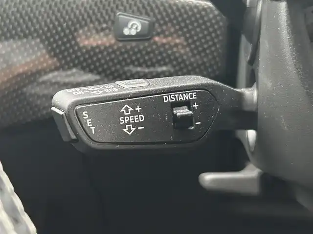 アウディ Ｓ４ アバント 福岡県 2019(令1)年 3.7万km グレイシアホワイトメタリック ワンオーナー/純正ディーラーナビ/(フルセグ・Bluetooth・DVD・ラジオ)/サンルーフ/パドルシフト/レーダークルーズコントロール/パーキングアシスト/アイドリングストップ/横滑り防止装置/クリアランスソナー/アラウンドビューモニター/電動パーキングブレーキ/前後ドライブレコーダー/前席シートヒーター/パワーバックドア/メモリシート/純正フロアマット/純正アルミホイール/プッシュスタート/ルーフレール/取扱説明書/保証書/スペアキー×1