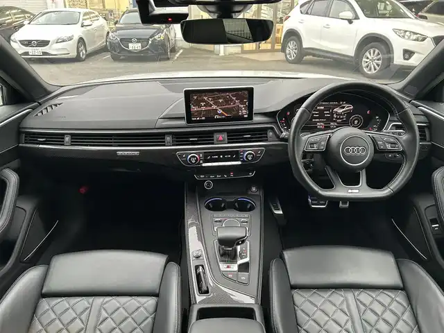 アウディ Ｓ４ アバント 福岡県 2019(令1)年 3.7万km グレイシアホワイトメタリック ワンオーナー/純正ディーラーナビ/(フルセグ・Bluetooth・DVD・ラジオ)/サンルーフ/パドルシフト/レーダークルーズコントロール/パーキングアシスト/アイドリングストップ/横滑り防止装置/クリアランスソナー/アラウンドビューモニター/電動パーキングブレーキ/前後ドライブレコーダー/前席シートヒーター/パワーバックドア/メモリシート/純正フロアマット/純正アルミホイール/プッシュスタート/ルーフレール/取扱説明書/保証書/スペアキー×1