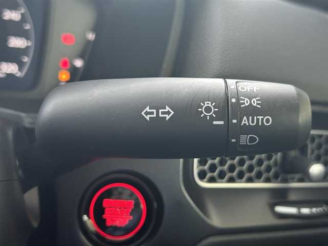 ホンダ シビック タイプR 福島県 2024(令6)年 1.6万km チャンピオンシップホワイト 登録時走行距離：15/697km/ワンオーナー/メーカー純正SDナビ/（フルセグTV/BT接続/FM/AM）/ETC2.0/ウィング（エアロ）/バックカメラ/プッシュスタート/ドライブレコーダー/前後コーナーセンサー/横滑り防止装置/クリアランスソナー/クルーズコントロール/ステアリングスイッチ/純正AW/純正フロアマット/セミバケットシート/過給機ターボ/ドアバイザー/ウィンカーミラー/電格ミラー/LEDヘッドライト/オートライト/保証書/取扱説明書