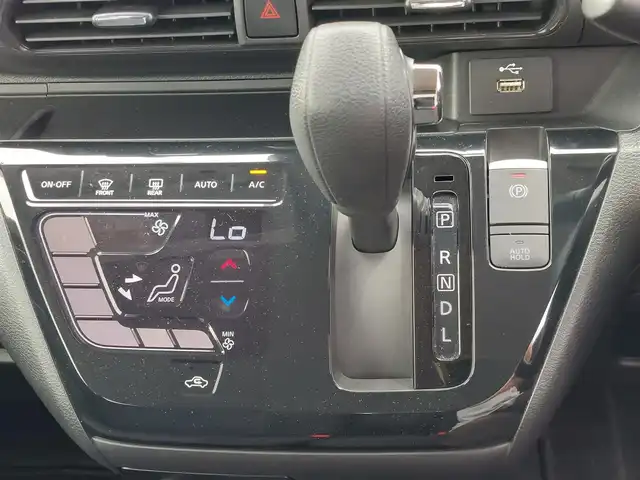 日産 デイズ HWS X プロパイロットED 東京都 2019(令1)年 2.9万km スパークリングレッド/ブラック 純正9インチナビ/フルセグ/アラウンドビューモニター/ETC2.0/ドライブレコーダー/プロパイロット/LEDヘッドライト/オートライト/エマージェンシーブレーキ/スマートキー