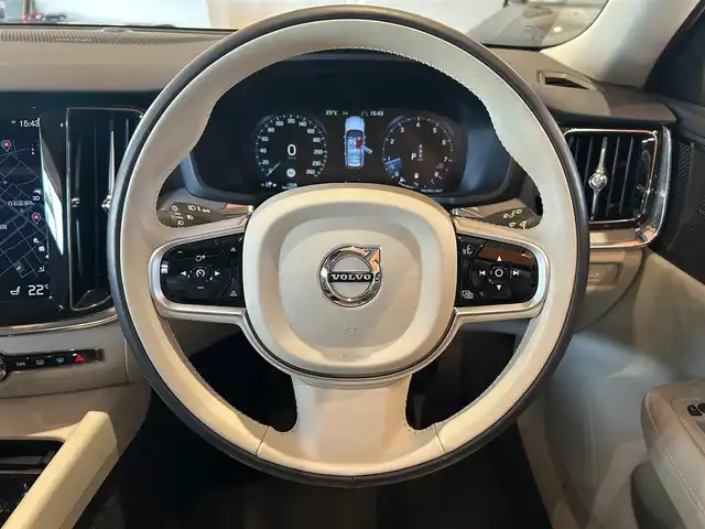ボルボ Ｖ６０ クロスカントリー B5 AWD プロ 道央・札幌 2021(令3)年 1.7万km ベージュＭ メタリックペイント/電動パノラマガラスサンルーフ/クライメートパッケージ/　・ステアリングホイールヒーター/　・リアシートヒーター/　・ウォッシャー一体型フロントワイパー/harman/kardonサラウンド/インテリセーフ/純正HDDナビ/フルセグTV/USB/Bluetooth/360°カメラ/ワイヤレスチャージング/ナッパレザーシート/シートヒーター/シートベンチレーション/パワーテールゲート
