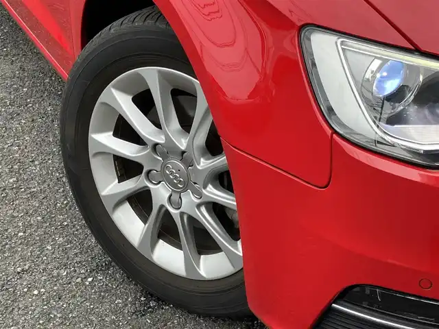 アウディ Ａ３ スポーツバック 1．4 TFSI 山口県 2015(平27)年 3.3万km ブリリアントレッド 純正ナビ＆フルセグTV/　　＆バックカメラ/アウディプレセンス/純正16インチアルミ/HIDオートライト/アダプティブ/　クルーズコントロール