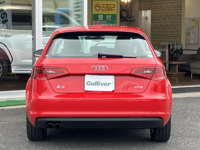 アウディ Ａ３ スポーツバック 1．4 TFSI 山口県 2015(平27)年 3.3万km ブリリアントレッド 純正ナビ＆フルセグTV/　　＆バックカメラ/アウディプレセンス/純正16インチアルミ/HIDオートライト/アダプティブ/　クルーズコントロール