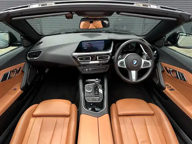 ＢＭＷ Ｚ４ sDrive20i Mスポーツ 茨城県 2021(令3)年 5万km サファイアブラックP イノベーションＰＫＧ　/・ＨＵＤ　/・アダプティブＬＥＤ/・ハイビームアシスタント/アンビエントライト　/茶革　/シートヒーター　/Ｍ付ＰＷシート　/ドライビングアシスト/・衝突軽減回避/被害軽減ブレーキ　/・ＡＣＣ　/・ＬＤＷ　/・ＬＣＷ　/・CTW/Ｂカメラ　/ＰＤＣ　/ナビ　/ＣａｒＰｌａｙ　/ＢＴ　/USB/ドラレコ/ETC2.0/パドルシフト/ワイヤレス充電/禁煙車