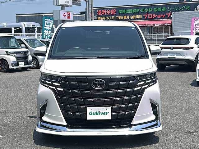 トヨタ アルファード Z 愛知県 2023(令5)年 2.1万km プラチナホワイトパールマイカ /禁煙車//モデリスタエアロパーツセット//フロントスポイラー/サイドスカート//リヤスタイリングキット//左右独立ムーンルーフ//デジタルインナーミラー//カラーヘッドアップディスプレイ//前後ドライブレコーダー(TZ-DR210)//トヨタチームメイト(アドバンストパーク/アドバンストドライブ)//TOYOTA　Safty Sense//14インチディスプレイオーディオ//フルセグTV/BT/USB/HDMI/Mira cast//TVキット//バックカメラ//ETC2.0//パノラミックビューモニター//スペアスマートキー//レーダークルーズコントロール//レザーシート//純正ドアバイザー//純正フロアマット//純正エントランスマット//革巻きステアリング//ステアリングヒーター//シートヒーター//シートベンチレーター//前後左右独立温度コントロール(フルオートエアコン)//LEDムードランプ//SRSエアバッグ//保証書//取扱説明書
