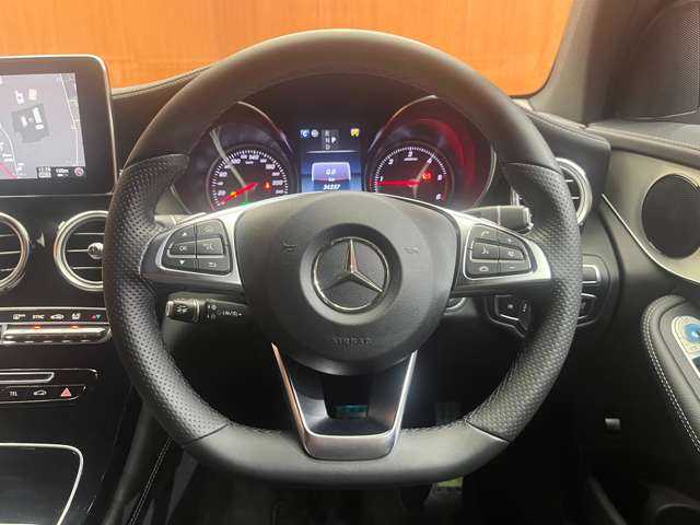 メルセデス・ベンツ ＧＬＣ２２０ d 4マチック クーペ スポーツ 千葉県 2018(平30)年 3.5万km オブシディアンブラック ＲＳＰ　/純正ナビ　/３６０°カメラ　/ＡＣＣ　/ＨＵＤ　/ＢＳＭ　/ハーフレザーシート　/シートヒーター　/メモリーパワーシート　/ＬＥＤヘッドライト　/ハイビームアシスト　/電動リアゲート　/ドライブレコーダー