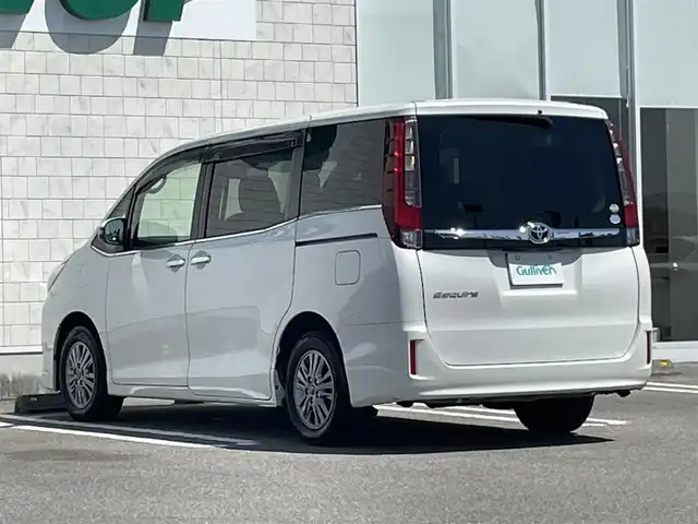 トヨタ エスクァイア Gi 宮崎県 2016(平28)年 14.6万km ホワイトパールクリスタルシャイン 純正ナビ/　(AM/FM/DVDSD/TV/BT)/バックカメラ/両側パワースライドドア/オートライト/オートハイビーム/衝突被害軽減システム/レーンキープアシスト/ETC/シートヒーター/ステアリングスイッチ/クルーズコントロール