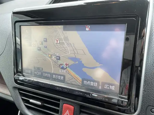 トヨタ エスクァイア Gi 宮崎県 2016(平28)年 14.6万km ホワイトパールクリスタルシャイン 純正ナビ/　(AM/FM/DVDSD/TV/BT)/バックカメラ/両側パワースライドドア/オートライト/オートハイビーム/衝突被害軽減システム/レーンキープアシスト/ETC/シートヒーター/ステアリングスイッチ/クルーズコントロール