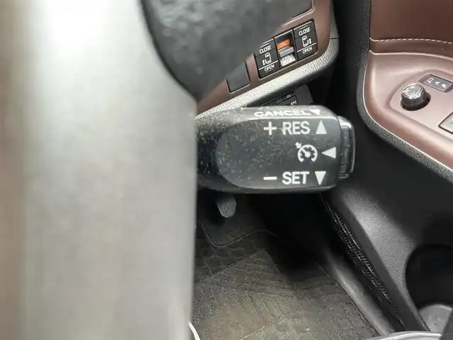 トヨタ エスクァイア Gi 宮崎県 2016(平28)年 14.6万km ホワイトパールクリスタルシャイン 純正ナビ/　(AM/FM/DVDSD/TV/BT)/バックカメラ/両側パワースライドドア/オートライト/オートハイビーム/衝突被害軽減システム/レーンキープアシスト/ETC/シートヒーター/ステアリングスイッチ/クルーズコントロール