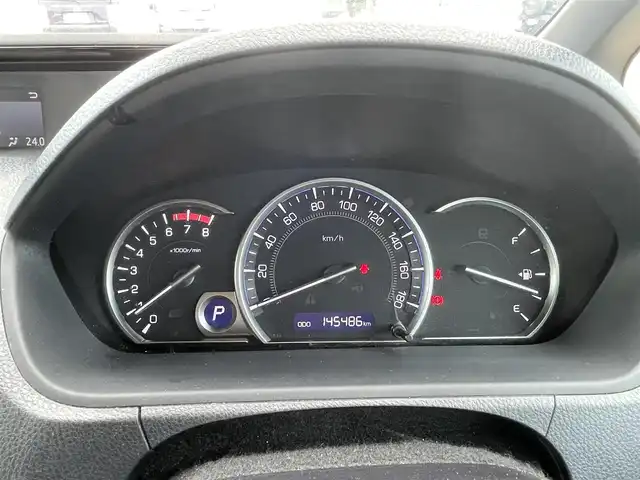 トヨタ エスクァイア Gi 宮崎県 2016(平28)年 14.6万km ホワイトパールクリスタルシャイン 純正ナビ/　(AM/FM/DVDSD/TV/BT)/バックカメラ/両側パワースライドドア/オートライト/オートハイビーム/衝突被害軽減システム/レーンキープアシスト/ETC/シートヒーター/ステアリングスイッチ/クルーズコントロール