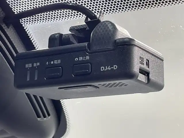 日産 セレナ e－パワー ハイウェイスター V 愛知県 2019(令1)年 5.4万km マルーンレッド 2トーン 純正10インチナビ/（Bluetooth/AM/FM/フルセグTV）/プロパイロット/衝突軽減ブレーキ/両側電動スライドドア/アラウンドビューモニター/LEDヘッドライト/ETC/ドライブレコーダー/コーナーセンサー/レーンキープアシスト/プッシュスタートボタン/スマートキー/純正16インチAW/後席サンシェード