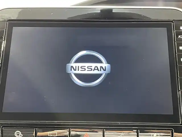 日産 セレナ e－パワー ハイウェイスター V 愛知県 2019(令1)年 5.4万km マルーンレッド 2トーン 純正10インチナビ/（Bluetooth/AM/FM/フルセグTV）/プロパイロット/衝突軽減ブレーキ/両側電動スライドドア/アラウンドビューモニター/LEDヘッドライト/ETC/ドライブレコーダー/コーナーセンサー/レーンキープアシスト/プッシュスタートボタン/スマートキー/純正16インチAW/後席サンシェード