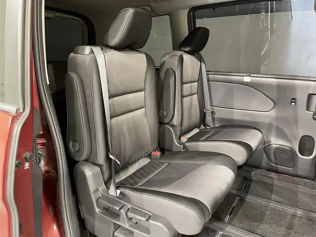 日産 セレナ e－パワー ハイウェイスター V 愛知県 2019(令1)年 5.4万km マルーンレッド 2トーン 純正10インチナビ/（Bluetooth/AM/FM/フルセグTV）/プロパイロット/衝突軽減ブレーキ/両側電動スライドドア/アラウンドビューモニター/LEDヘッドライト/ETC/ドライブレコーダー/コーナーセンサー/レーンキープアシスト/プッシュスタートボタン/スマートキー/純正16インチAW/後席サンシェード