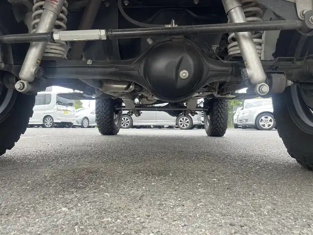 スズキ ジムニー シエラ ランドベンチャー 神奈川県 2015(平27)年 2.3万km シルバー