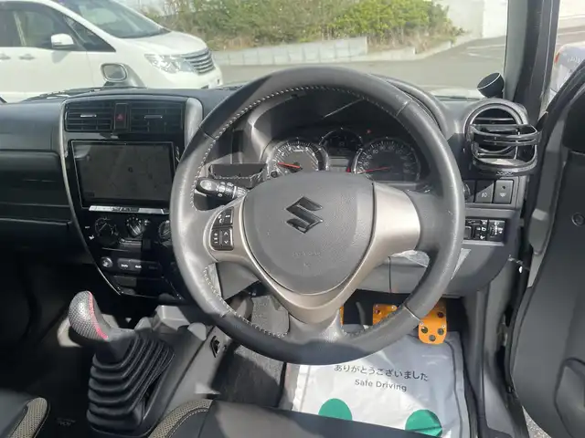 スズキ ジムニー シエラ ランドベンチャー 神奈川県 2015(平27)年 2.3万km シルバー