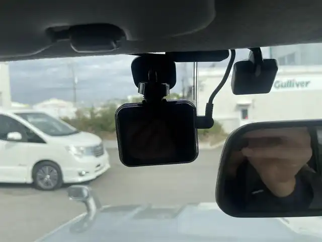 スズキ ジムニー シエラ ランドベンチャー 神奈川県 2015(平27)年 2.3万km シルバー