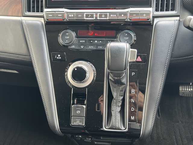 三菱 デリカＤ：５ G パワーパッケージ 神奈川県 2022(令4)年 3.4万km 黒／グレー ALPINE11インチナビ/(CD/DVD/SD/USB/HDMI/BT/フルセグTV)/アップルカープレイ/アンドロイドオート/全方位カメラ/両側パワースライドドア/オートステップ/衝突被害軽減ブレーキ/レーンキープアシスト/ブラインドスポットモニター/オートハイビーム/レーダークルーズコントロール/パドルシフト/アイドリングストップ/D席パワーシート/D/N席シートヒーター/ステアリングヒーター/ETC/前後ドライブレコーダー/パワーバックドア/フロアマット/ドアバイザー/ISOFIX/スペアキー×1