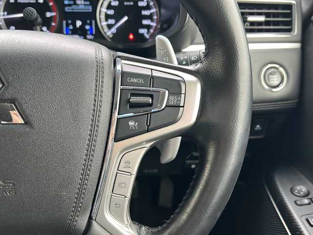 三菱 デリカＤ：５ G パワーパッケージ 神奈川県 2022(令4)年 3.4万km 黒／グレー ALPINE11インチナビ/(CD/DVD/SD/USB/HDMI/BT/フルセグTV)/アップルカープレイ/アンドロイドオート/全方位カメラ/両側パワースライドドア/オートステップ/衝突被害軽減ブレーキ/レーンキープアシスト/ブラインドスポットモニター/オートハイビーム/レーダークルーズコントロール/パドルシフト/アイドリングストップ/D席パワーシート/D/N席シートヒーター/ステアリングヒーター/ETC/前後ドライブレコーダー/パワーバックドア/フロアマット/ドアバイザー/ISOFIX/スペアキー×1