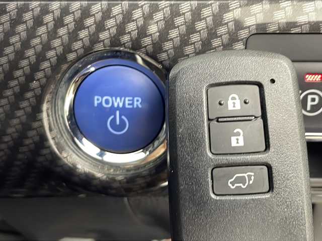 トヨタ ハリアー ハイブリッド プレミアム メタル&レザーP 秋田県 2019(平31)年 4.8万km ブラック ４WD/純正SDナビ(Bluetooth/CD/フルセグ)/バックカメラ/ETC2.0/寒冷地仕様/クルーズコントロール/車線逸脱警報/前席シートヒーター/前席エアシート/前後ドライブレコーダー/前席パワーシート/電動リアゲード/TRDAW/モデリスタエアロ/オートマチックハイビーム/カーテンエアバック/LEDヘッドライト/スマートキー/スペアキー