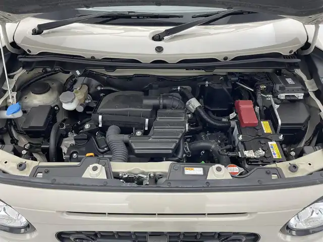 スズキ ラパン ＬＣ X 滋賀県 2024(令6)年 1.8万km フォーンベージュメタリック/アーバンブラウン 2トーン 純正7インチディスプレイオーディオ/【Bluetooth/USB】/バックカメラ/リアソナー/レーンキープアシスト/衝突軽減ブレーキ/LEDヘッドライト/オートマチックハイビーム/純正フロアマット/ビルトインETC/D/Nシートヒーター/プッシュスタート/スマートキー/ステアリングリモコン