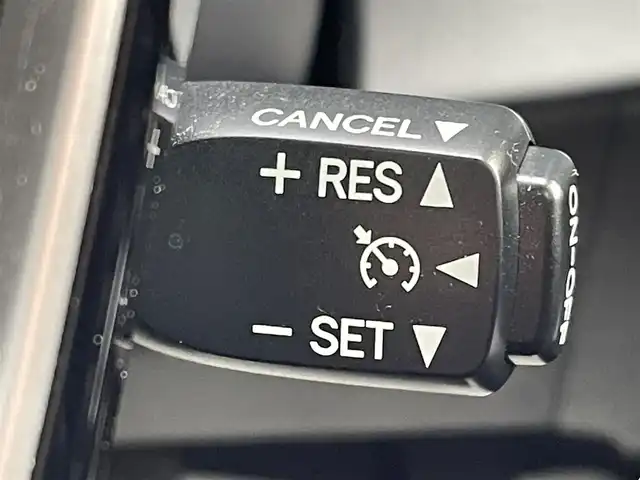 トヨタ アクア G GRスポーツ 兵庫県 2018(平30)年 4.6万km ホワイトパールクリスタルシャイン 純正9インチナビ/Bluetooth接続/フルセグ/バックカメラ/ETC/シートヒーター/ハーフレザーシート/LEDヘッドライト/オートハイビーム/衝突軽減ブレーキ/純正フロアマット/レーンキープアシスト/スマートキー