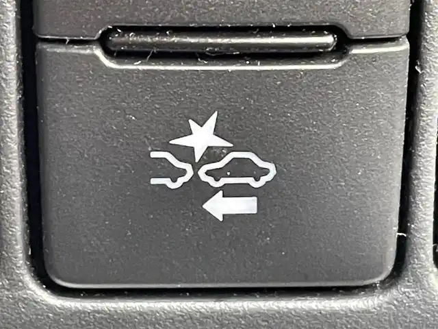 トヨタ アクア G GRスポーツ 兵庫県 2018(平30)年 4.6万km ホワイトパールクリスタルシャイン 純正9インチナビ/Bluetooth接続/フルセグ/バックカメラ/ETC/シートヒーター/ハーフレザーシート/LEDヘッドライト/オートハイビーム/衝突軽減ブレーキ/純正フロアマット/レーンキープアシスト/スマートキー