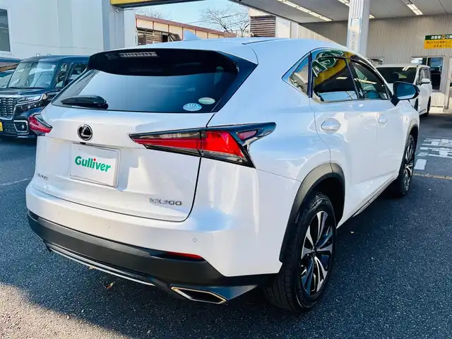 レクサス ＮＸ 300 Fスポーツ 神奈川県 2018(平30)年 7.9万km ホワイトノーヴァガラスフレーク ワンオーナー/純正ナビ/フルセグテレビ/三眼LEDヘッドライト/ブラインドモニター/クルーズコントロール/パワーバックドア/ETC