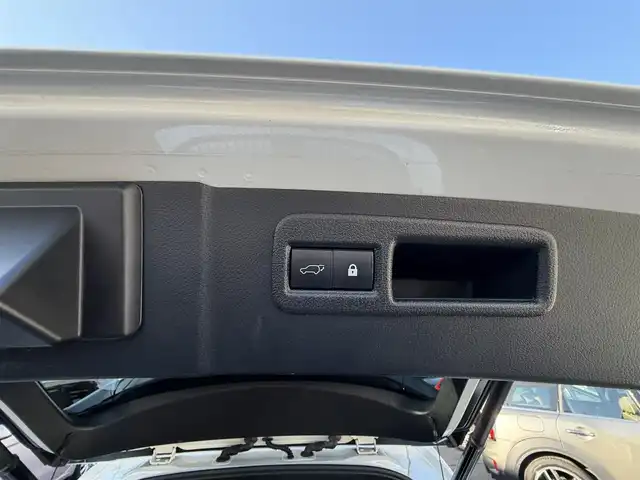 レクサス ＮＸ 300 Fスポーツ 神奈川県 2018(平30)年 7.9万km ホワイトノーヴァガラスフレーク ワンオーナー/純正ナビ/フルセグテレビ/三眼LEDヘッドライト/ブラインドモニター/クルーズコントロール/パワーバックドア/ETC