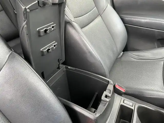 日産 エクストレイル 20X エマージェンシーブレーキ 佐賀県 2014(平26)年 12.3万km ダイヤモンドブラック 純正SDナビゲーション/・フルセグTV/CD/DVD/USB/Bluetooth/アラウンドビューモニター/前後ドライブレコーダー/ビルトインETC/デジタルインナーミラー/ミラーヒーター/合皮シート/DN席シートヒーター/ISOFIX対応/革巻きステアリング/ステアリングリモコン/純正17インチアルミホイール/純正LEDヘッドライト/純正フォグランプ/純正フロアマット/純正ドアバイザ―/新車保証書/取扱説明書/スペアキー１本/日産セーフティシールド/・クルーズコントロール/・エマージェンシーブレーキ/・レーンディパーチャーワーニング/・後側方車両検知警報/・ふらつき警報