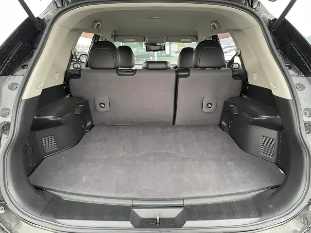 日産 エクストレイル 20X エマージェンシーブレーキ 佐賀県 2014(平26)年 12.3万km ダイヤモンドブラック 純正SDナビゲーション/・フルセグTV/CD/DVD/USB/Bluetooth/アラウンドビューモニター/前後ドライブレコーダー/ビルトインETC/デジタルインナーミラー/ミラーヒーター/合皮シート/DN席シートヒーター/ISOFIX対応/革巻きステアリング/ステアリングリモコン/純正17インチアルミホイール/純正LEDヘッドライト/純正フォグランプ/純正フロアマット/純正ドアバイザ―/新車保証書/取扱説明書/スペアキー１本/日産セーフティシールド/・クルーズコントロール/・エマージェンシーブレーキ/・レーンディパーチャーワーニング/・後側方車両検知警報/・ふらつき警報