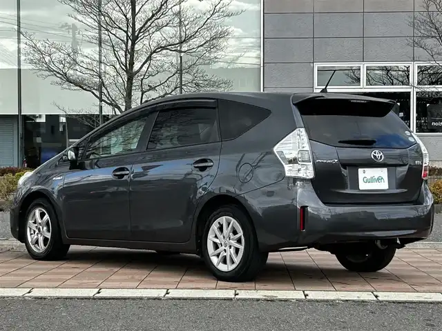 トヨタ プリウス α S 福島県 2012(平24)年 13.8万km グレーメタリック 純正SDナビ（NSZT-W64）/「AM/FM/CD/DVD/SD/DTV/Bluetooth」/ビルトインETC/寒冷地仕様/前輪社外・後輪純正アルミホイール/全席パワーウィンドウ/純正フロアマット/オートヘッドランプ/ステアリングリモコン/プッシュスタート