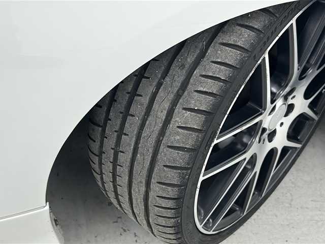 トヨタ プリウス S ツーリングセレクション 宮城県 2016(平28)年 7.5万km ホワイトパールクリスタルシャイン 禁煙車/モデリスタエアロ（F.S.R）/トヨタセーフティーセンス/・プリクラッシュセーフティーシステム/・レーダークルーズコントロール/・レーンディバ―チャーアラート/・レーントレーシングアシスト/・オートマチックハイビーム/前席シートヒーター/純正7インチＳＤナビ/（BT.AM.FM.CD.DVD.SD）/バックカメラ/フルセグテレビ/ビルトインETC/革巻きステアリング/ステアリングスイッチ/プッシュスタートスマートキー/合皮シート/純正フロアマット/純正ドアバイザー/LEDヘッドライト/LEDフォグランプ/社外19インチアルミホイール/ダウンサス/アイドリングストップ/横滑り防止機能