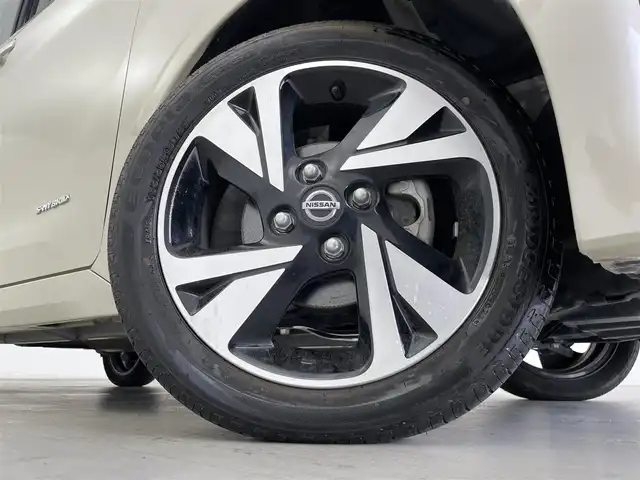 日産 ルークス HWS Gターボ プロパイロットED 群馬県 2022(令4)年 2.3万km フローズンバニラパール プレミアムグラデーションインテリア&快適パックA/・本革巻ステアリング（ブラウン）/・レザー調インストパネル/ドアトリムクロス（合皮） /・シート地（合皮/トリコット）/・プラズマクラスター搭載リヤシーリングファン /・パーソナルテーブル〈後席〉/カップホルダー/USBソケット〈助手席シートバック部〉/・ロールサンシェード〈リヤ〉/・撥水加工シート/＝＝＝＝＝＝＝/純正9インチディスプレイオーディオ/・AM/FM/Bluetooth/USB/・AppleCarPlay/AndroidAuto/アラウンドビューモニター/ビルトインETC/ナビ連動純正ドライブレコーダー/プロパイロット/エマージェンシーブレーキ/踏み間違い衝突防止アシスト/インテリジェントLI（車線逸脱防止支援システム）/LDW（車線逸脱警報）/インテリジェント FCW（前方衝突予測警報）/インテリジェント DA（ふらつき警報）/標識検知機能/先行車発進お知らせ/スマートキー/プッシュスタート/LEDヘッドライト