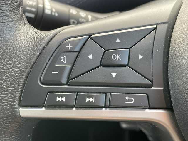 日産 セレナ ハイウェイスター V 千葉県 2020(令2)年 5.9万km ダイヤモンドブラック 純正ナビ/フルセグTV/アラウンドビューモニター/フリップダウンモニター/両側パワースライドドア/ビルトインETC/クルーズコントロール/オートライト/フォグライト/アイドリングストップ/コーナーセンサー/衝突被害軽減ブレーキ/レーンキープアシスト/横滑り防止装置