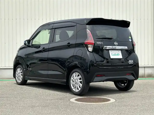 日産 デイズ HWS X プロパイロットED 富山県 2020(令2)年 3万km ブラック ワンオーナー/純正9型ナビ(BT/CD/DVD)/フルセグTV/インテリジェントアラウンドビューモニター/ドライブレコーダー/インテリジェントクルーズコントロール/ソナー機能/プロパイロット/インテリジェントエマージェンシーブレーキ/車線逸脱警報/踏み間違い衝突防止アシスト/車線逸脱防止支援システム/LEDヘッドランプ/フロントフォグランプ/ドアバイザー/オートライト/ハイビームアシスト/本革巻きステアリング/ステアリングスイッチ/純正14インチアルミホイール/インテリジェントキー/プッシュエンジンスターター/スペアキー/禁煙車/取扱説明書/保証書