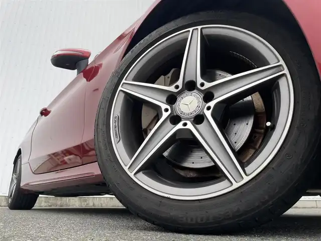 メルセデス・ベンツ Ｃ１８０ クーペ スポーツ 福岡県 2016(平28)年 8.2万km ヒヤシンスレッド 純正ナビ　黒革シート　バックカメラ　ＰＲＥ－ＳＡＦＥブレーキ　アテンションアシスト　ブラインドスポットアシスト　クルーズコントロール　ＥＴＣ　スマートキー　プッシュスタート　フルセグ　ＣＤ／ＤＶＤ再生